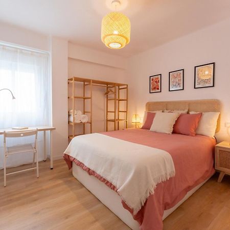 Апартаменты Malaga Lux Oasis - Modern 3Br, Fast Wifi, Smarttv Экстерьер фото