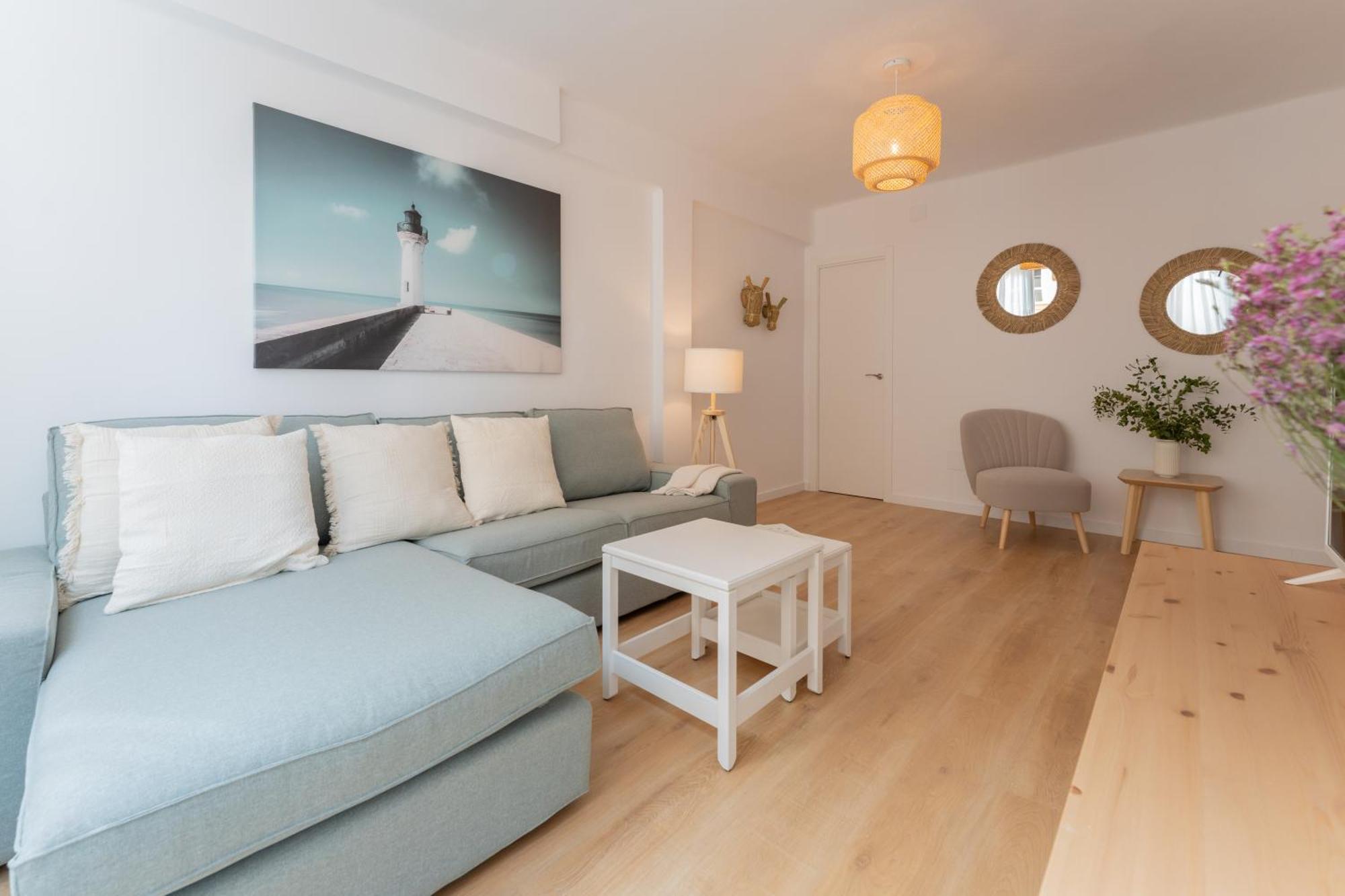 Апартаменты Malaga Lux Oasis - Modern 3Br, Fast Wifi, Smarttv Экстерьер фото