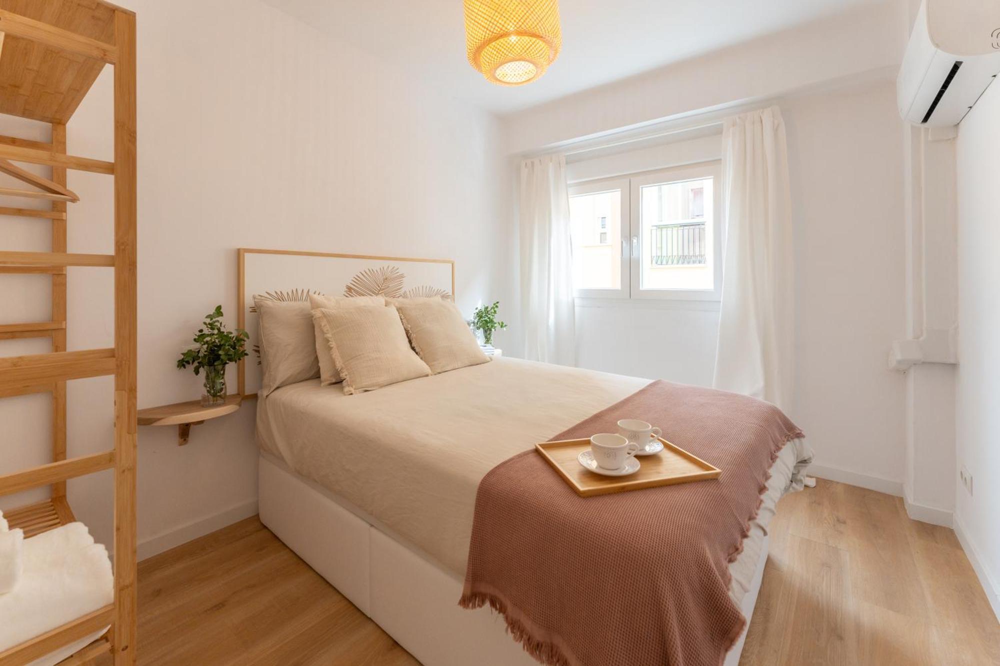 Апартаменты Malaga Lux Oasis - Modern 3Br, Fast Wifi, Smarttv Экстерьер фото